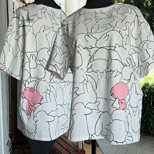 NWT GOELLA  ( L-8 Wmns)  White Short Sleeve Print Rabbit/Peek a Boo Pink
